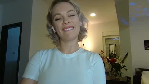 Snapshot of beautifulkollettee chatting on 26, 12, 2024 Beautifulkollette online show from 26, 12, 2024