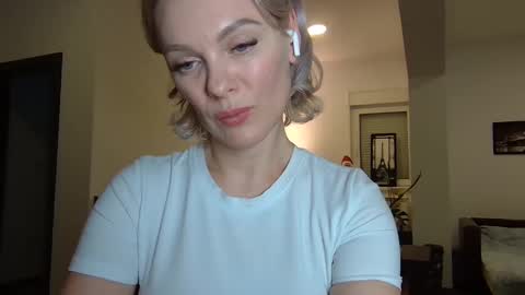 Snapshot of beautifulkollettee chatting on 28, 12, 2024 Beautifulkollette online show from 28, 12, 2024