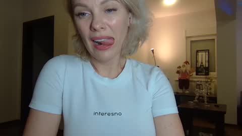 Snapshot of beautifulkollettee chatting on 12, 1, 2025 Beautifulkollette online show from 12, 1, 2025