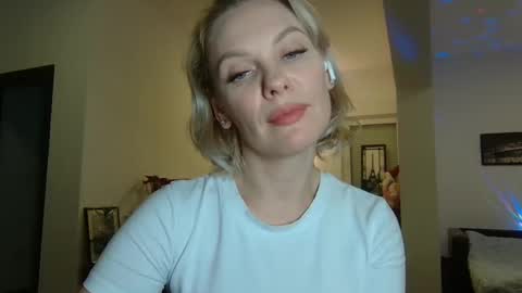 Snapshot of beautifulkollettee chatting on 14, 1, 2025 Beautifulkollette online show from 14, 1, 2025