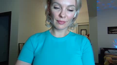 Snapshot of beautifulkollettee chatting on 17, 1, 2025 Beautifulkollette online show from 17, 1, 2025