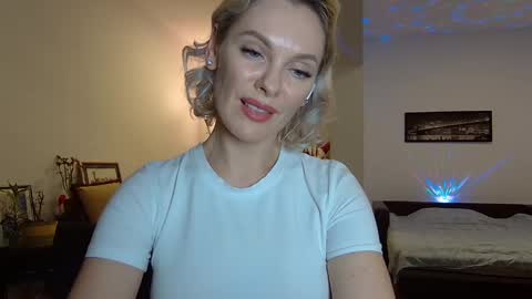 Snapshot of beautifulkollettee chatting on 2, 2, 2025 Beautifulkollette online show from 2, 2, 2025