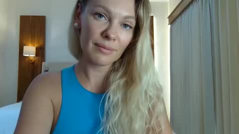 Snapshot of beautifulkollettee chatting on 18, 10, 2025 Beautifulkollette online show from 18, 10, 2025