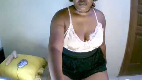 Snapshot of beautifulpeach2 chatting on 23, 1, 2025 beautifulpeach2 online show from 23, 1, 2025