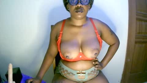 Snapshot of beautifulpeach2 chatting on 25, 1, 2025 beautifulpeach2 online show from 25, 1, 2025