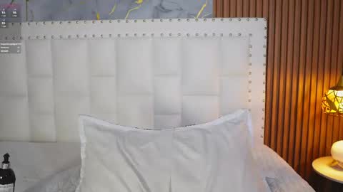 Snapshot of beautifulskinny18 chatting on 30, 4, 2026 Shalom online show from 30, 4, 2026