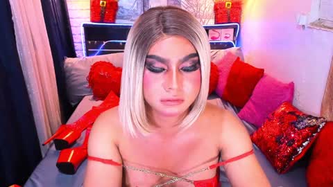 Snapshot of beautifulstrangerts chatting on 18, 1, 2025 Queen Alexa online show from 18, 1, 2025