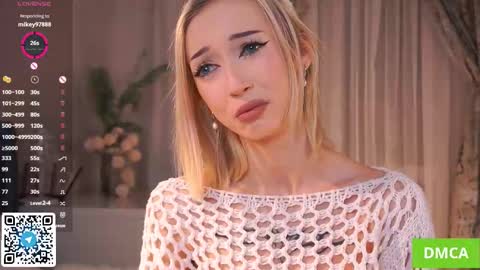 Snapshot of beauty_fuel chatting on 3, 11, 2025 Polly online show from 3, 11, 2025