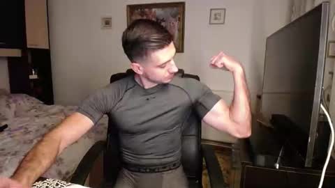 Mia and Jake online show from 13, 11, 2025