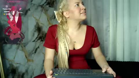lana online show from 29, 7, 2026