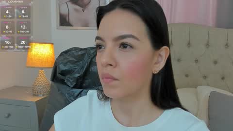 Ariana Reyes online show from 9, 3, 2026