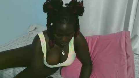 Snapshot of beautytyler chatting on 10, 9, 2025 tyler online show from 10, 9, 2025