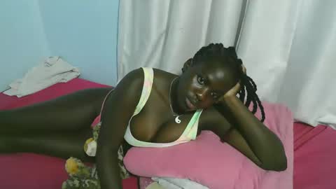 Snapshot of beautytyler chatting on 6, 10, 2025 tyler online show from 6, 10, 2025