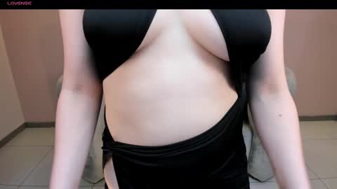 Am Becca online show from 9, 3, 2025