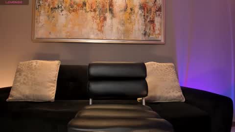 Am Becca online show from 3, 10, 2025