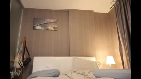 Snapshot of bee_thai chatting on 5, 2, 2026 bee_thai online show from 5, 2, 2026