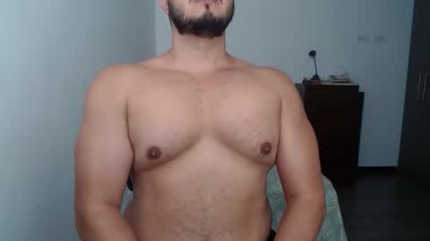 Snapshot of beefypecs_10 chatting on 30, 10, 2025 Criss2fer online show from 30, 10, 2025