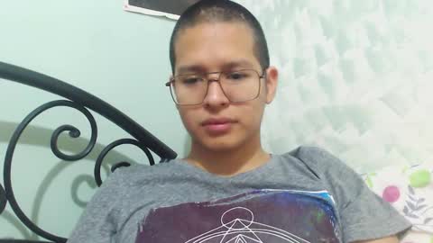 Snapshot of beentage chatting on 16, 12, 2025 Alex online show from 16, 12, 2025