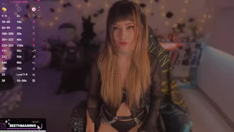 Snapshot of beethmanning_ chatting on 7, 10, 2025 online show from 7, 10, 2025