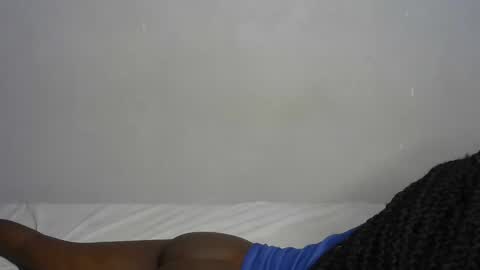 Snapshot of beib_love chatting on 5, 12, 2024 beib_love online show from 5, 12, 2024