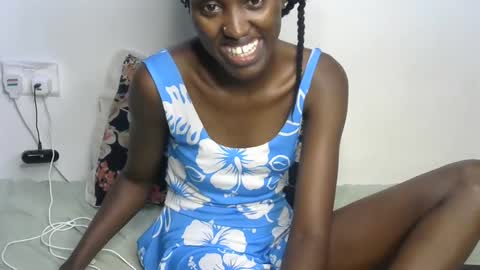 Snapshot of beib_love chatting on 16, 12, 2024 beib_love online show from 16, 12, 2024