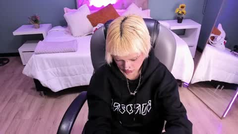 Bela online show from 10, 4, 2026