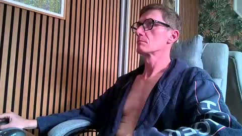 Snapshot of belami_france chatting on 20, 3, 2026 SexFriendFrance online show from 20, 3, 2026
