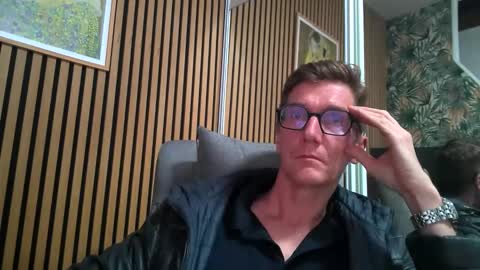 Snapshot of belami_france chatting on 25, 3, 2026 SexFriendFrance online show from 25, 3, 2026