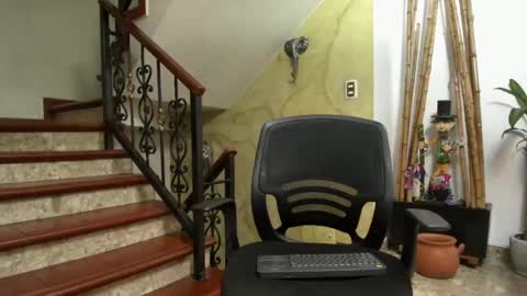 Snapshot of belamiramil chatting on 3, 12, 2024 independent model online show from 3, 12, 2024