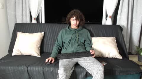 Snapshot of belamiramil chatting on 17, 1, 2025 independent model online show from 17, 1, 2025