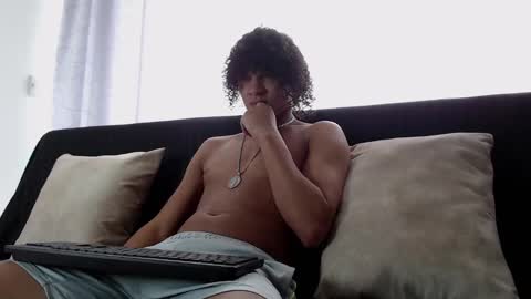 Snapshot of belamiramil chatting on 2, 2, 2025 independent model online show from 2, 2, 2025