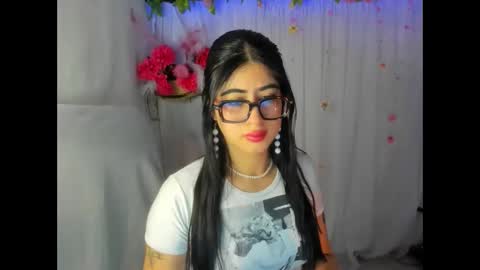 Snapshot of belinda_luna_ chatting on 21, 4, 2026 modelo independiente online show from 21, 4, 2026