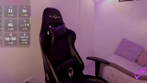 Bella online show from 12, 9, 2025