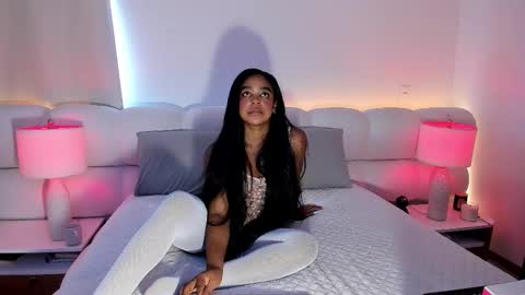 Snapshot of belkis_mills chatting on 22, 10, 2025 Belkis online show from 22, 10, 2025