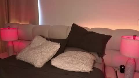 Snapshot of belkis_mills chatting on 7, 11, 2025 Belkis online show from 7, 11, 2025