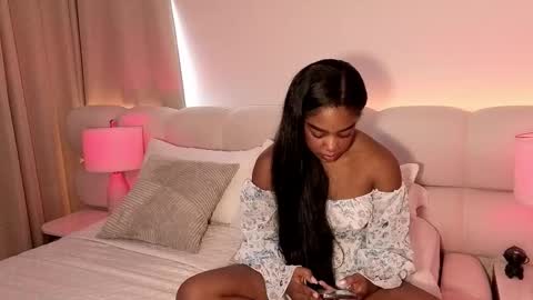 Snapshot of belkis_mills chatting on 21, 11, 2025 Belkis online show from 21, 11, 2025