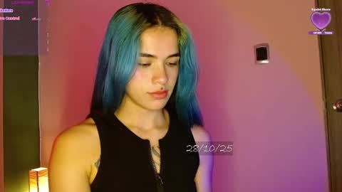   online show from 28, 10, 2025