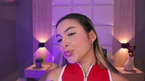 Bella cam online show from 9, 9, 2025