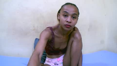 bella193999 online show from 14, 11, 2025