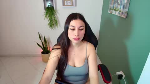 Snapshot of bella_99x chatting on 24, 2, 2025 Bel 3 online show from 24, 2, 2025