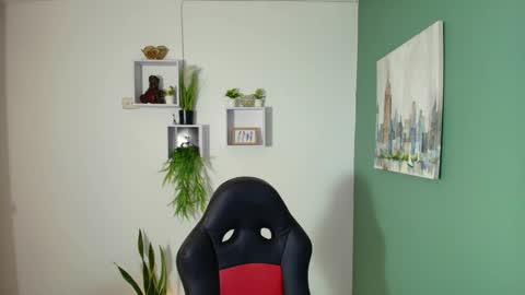 Snapshot of bella_99x chatting on 5, 3, 2025 Bel 3 online show from 5, 3, 2025