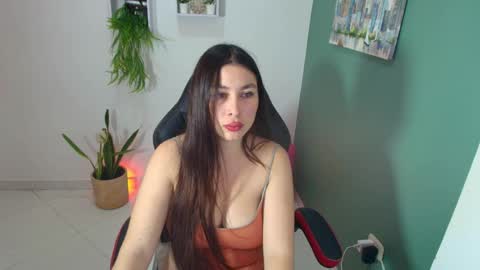 Snapshot of bella_99x chatting on 12, 9, 2025 Bel 3 online show from 12, 9, 2025