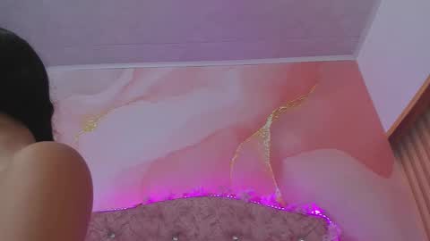 Melanie  online show from 29, 11, 2025