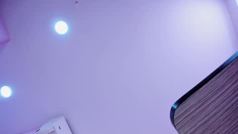 isabella online show from 2, 12, 2024