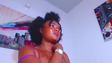 Snapshot of bella_adara1 chatting on 16, 2, 2025 CAMILA online show from 16, 2, 2025