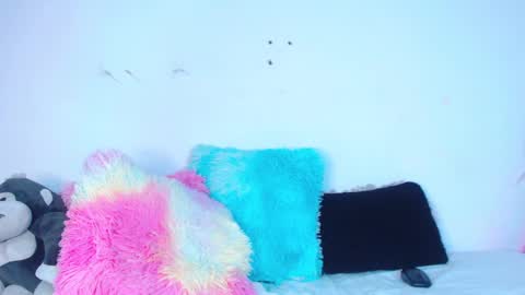 Snapshot of bella_adara1 chatting on 11, 3, 2025 CAMILA online show from 11, 3, 2025