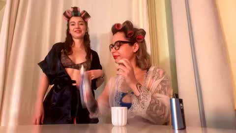 Snapshot of bella_alita chatting on 21, 12, 2024 lita online show from 21, 12, 2024