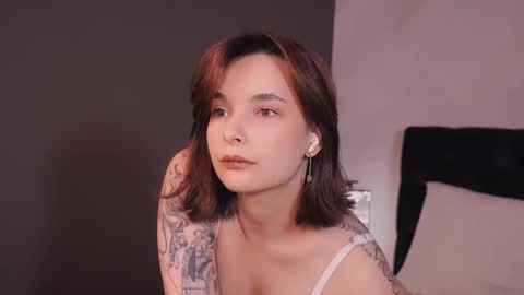 Snapshot of bella_alita chatting on 7, 10, 2025 lita online show from 7, 10, 2025