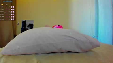 Snapshot of bella_foryou chatting on 21, 2, 2025 NastyaThere are legends that in this room all your wishes can come true  Private is Open online show from 21, 2, 2025