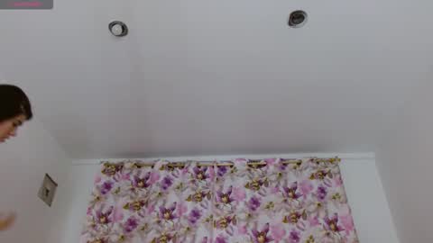 bella_gentle online show from 25, 2, 2026